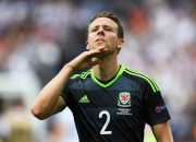 爱游戏体育平台-威尔士队表现出色，锁定晋级资格