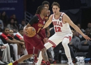 爱游戏在线-关于人主场大胜公牛，系列赛领先两场的信息