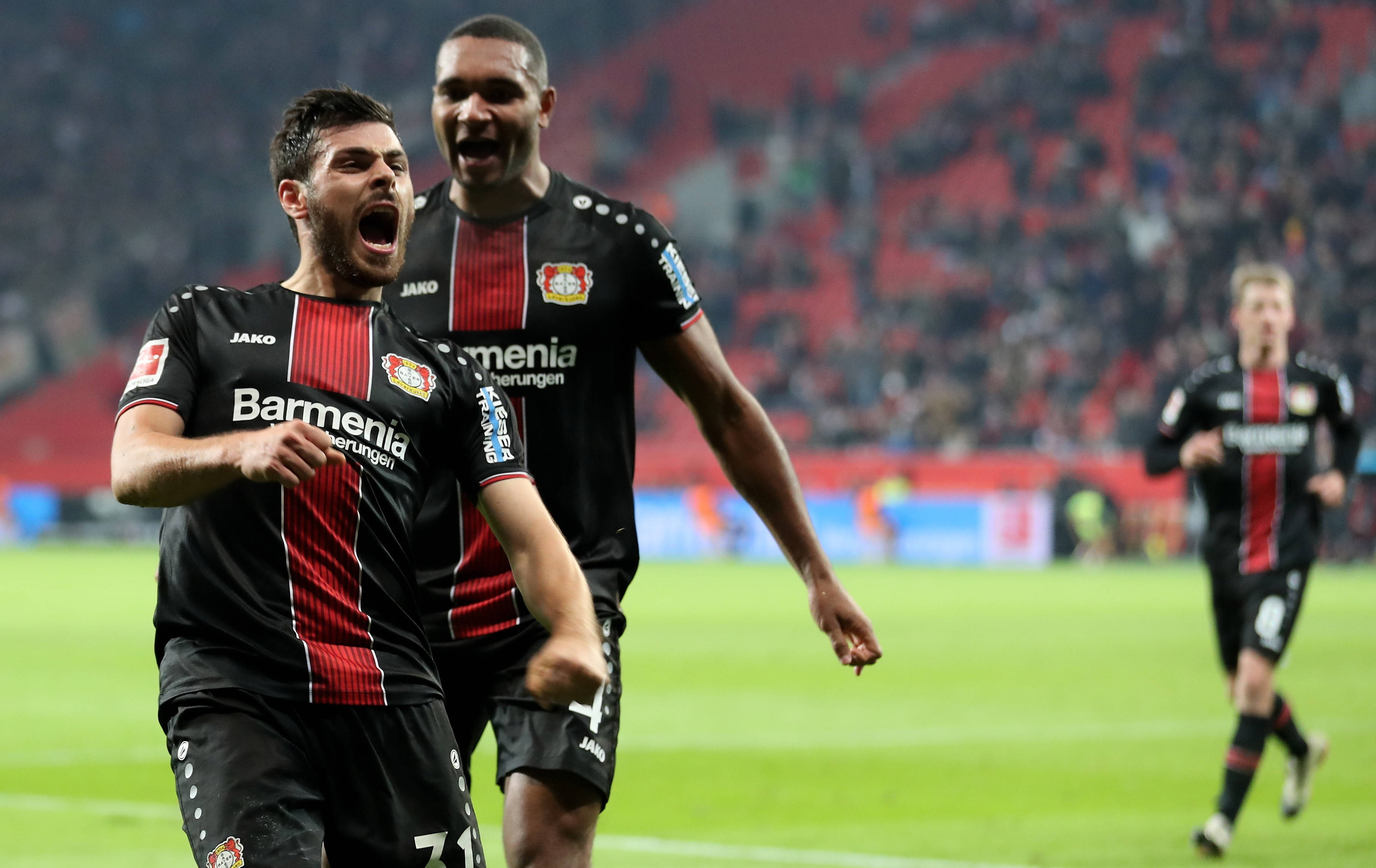 斯图加特球队表现出色,跻身德国足球联赛前列的简单介绍 斯图加特球队表现出色,跻身德国足球联赛前列的简单介绍