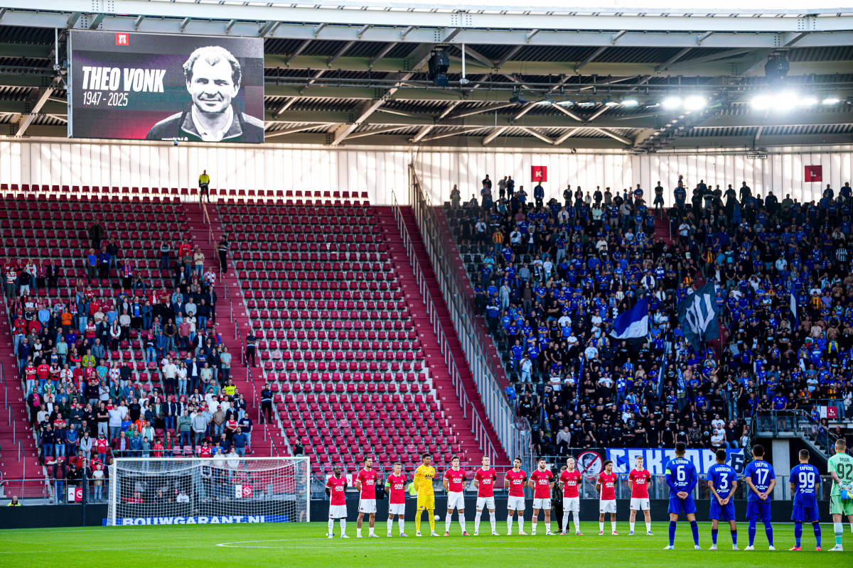 包含斯图加特客场惨败,面临保级压力的词条 包含斯图加特客场惨败,面临保级压力的词条