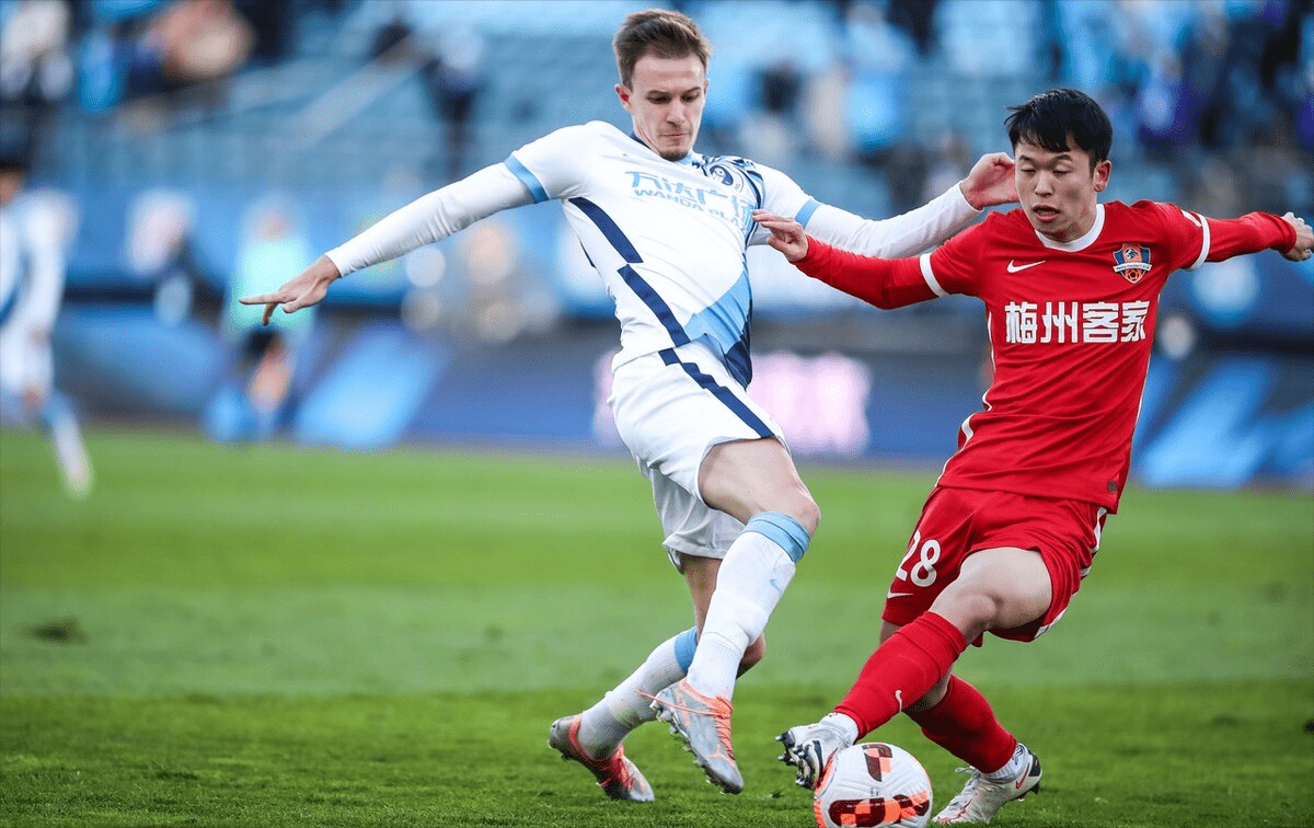 关于大连宏运客场大败,需调整状态的信息 关于大连宏运客场大败,需调整状态的信息