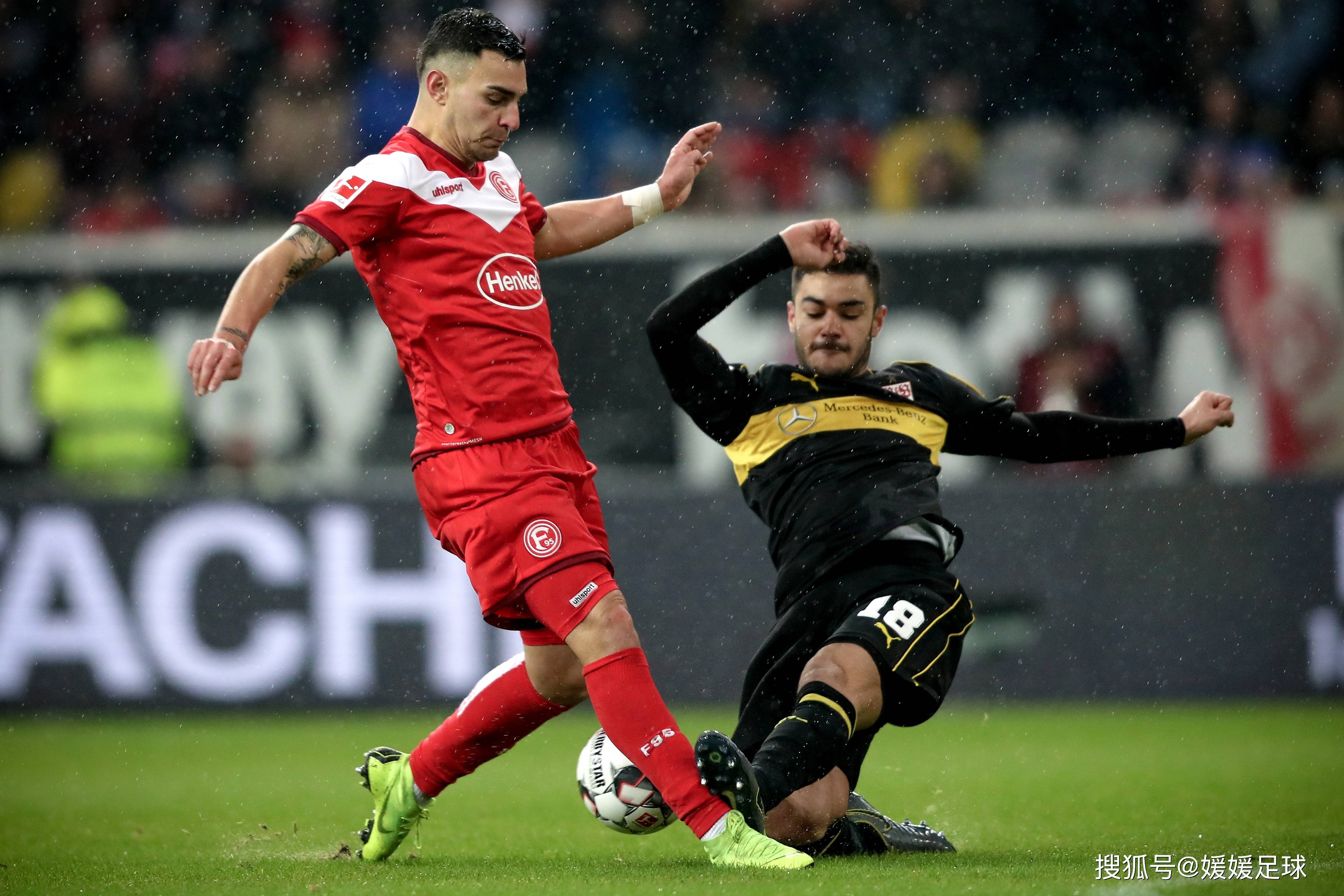 包含多特蒙德队无力回天,被拜仁慕尼黑队击败的词条 包含多特蒙德队无力回天,被拜仁慕尼黑队击败的词条