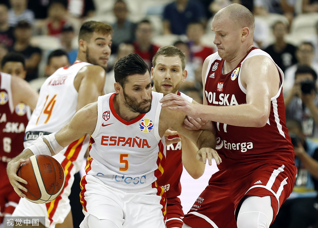 西班牙遭遇惨败,与波兰战成平局 西班牙遭遇惨败,与波兰战成平局