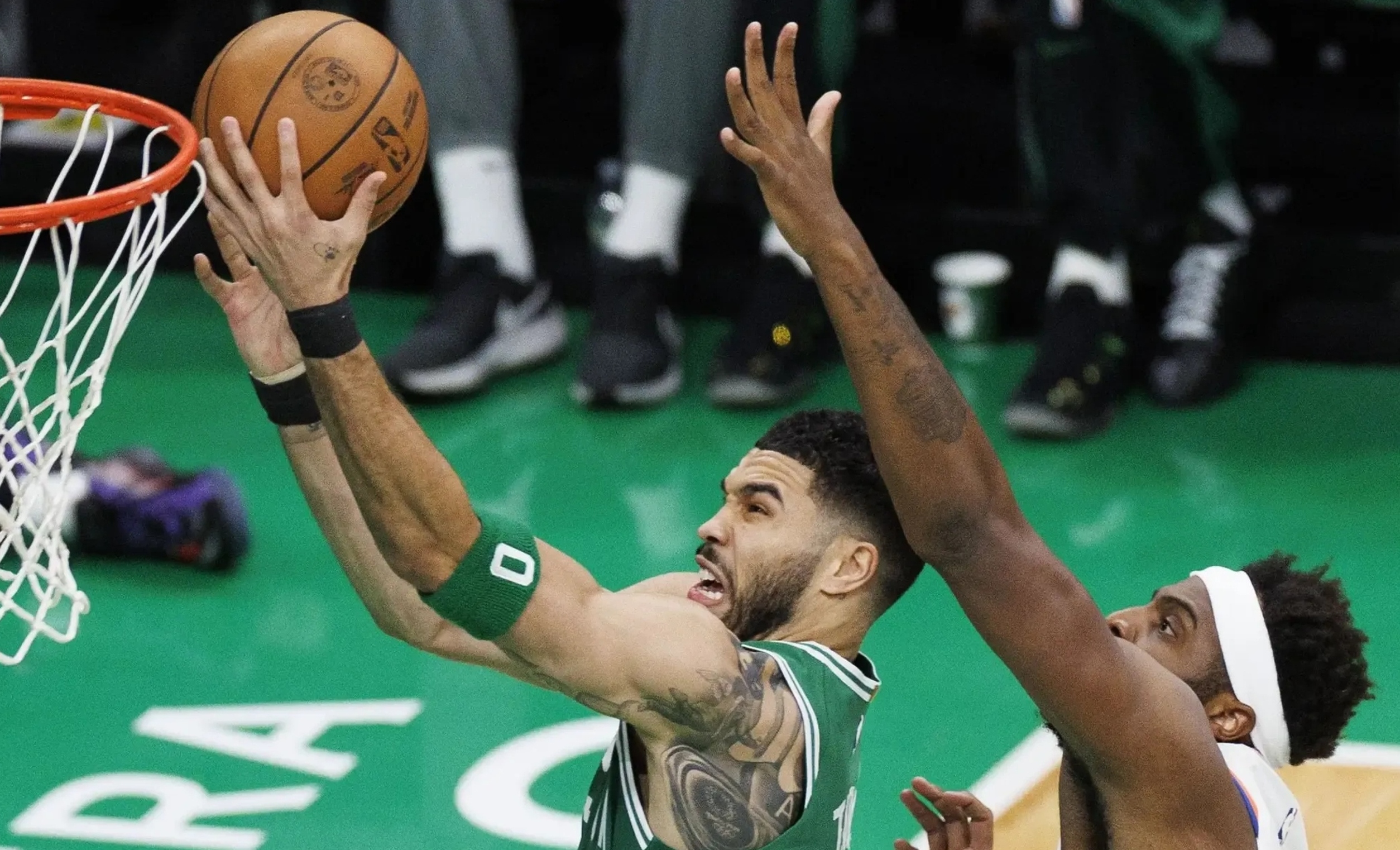 凯尔特人遭遇魔术绝杀,遭遇三连败! 凯尔特人遭遇魔术绝杀,遭遇三连败!