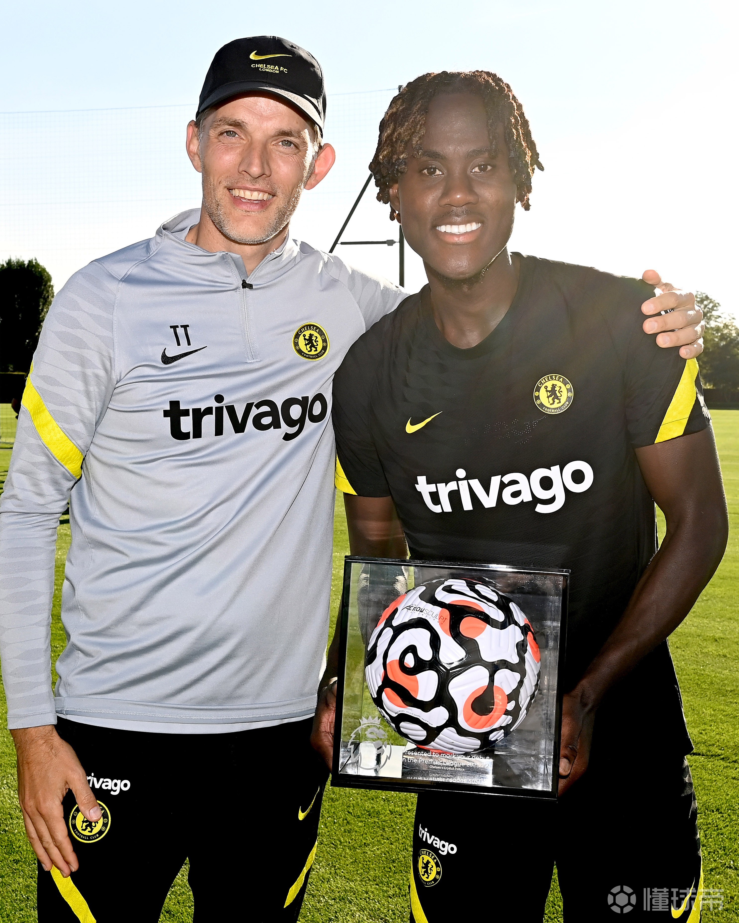 哈克利斯首秀获得比赛最有价值球员