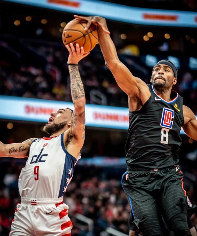 哈克利斯首秀获得比赛最有价值球员