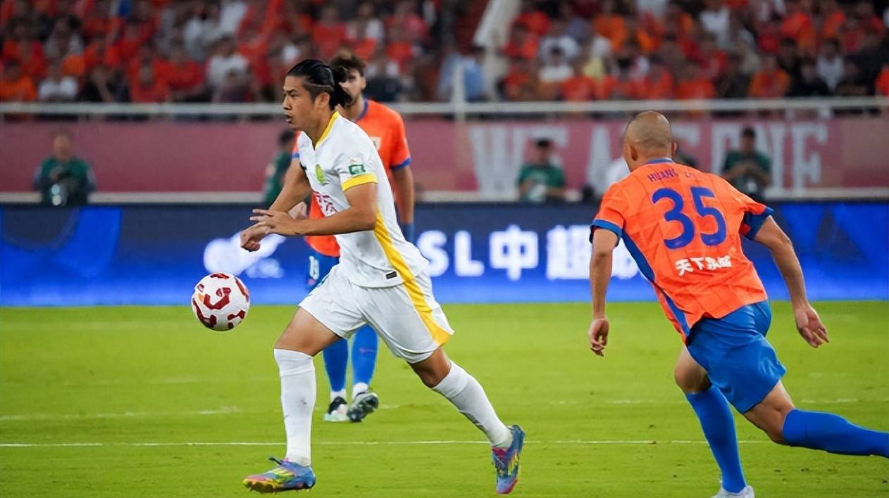 中超比赛中球队备战全力以赴，冲击佳绩的简单介绍