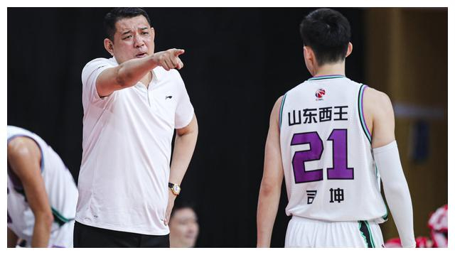 卫冕队卫冕路漫漫，困难重重待破解