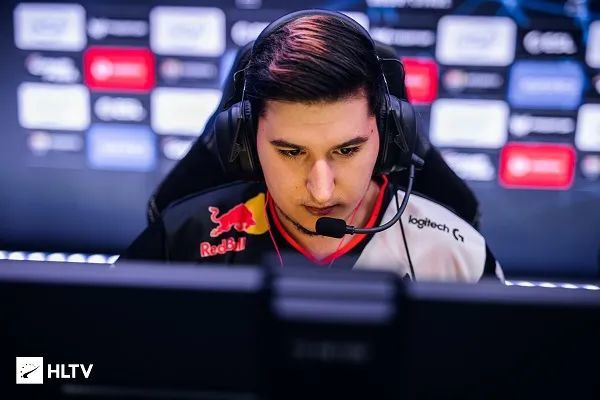 马耳他队在乒乓球比赛中实现逆袭