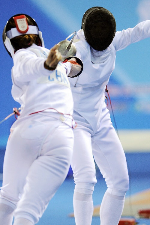 意大利击剑选手斗志昂扬,晋级半决赛 意大利击剑选手斗志昂扬,晋级半决赛